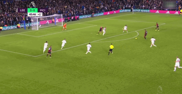 1次退赛引热议！郑钦文敢拒聚光灯，是遗憾还是冠军格局？