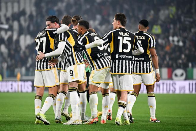 小马哥冠军教头！马斯切拉诺夺教练生涯首冠，执教迈阿密35胜