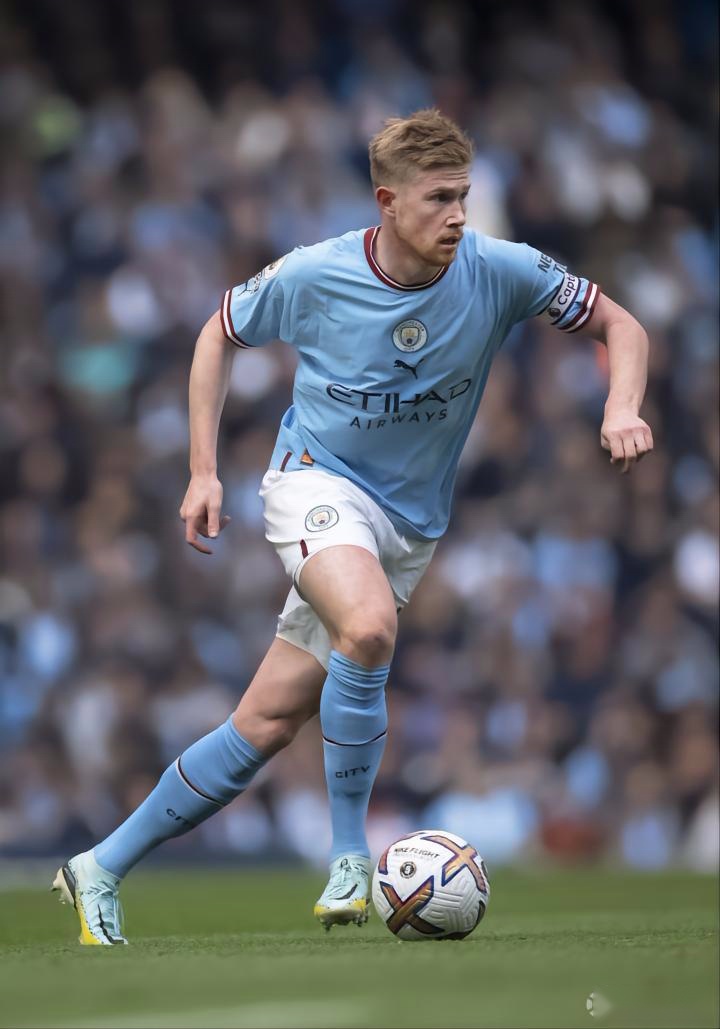 德天空：伊萨克再次表示只想加盟利物浦，近日还拒绝了曼联